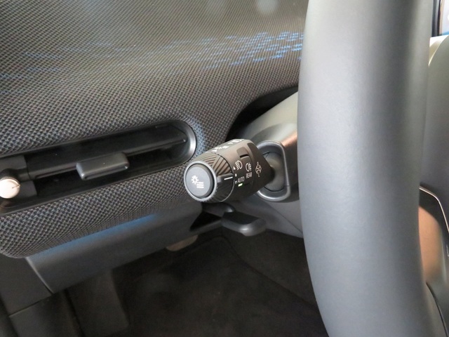 fotoG 10 del MINI MINI 3 Puertas Cooper E 135 kW (184 CV) 184cv Eléctrico del 2025 en Lugo