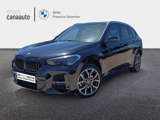 BMW X1 xDrive25e color Negro. Año 2021. 162KW(220CV). Híbrido Electro/Gasolina. En concesionario TACO de Sta. C. Tenerife