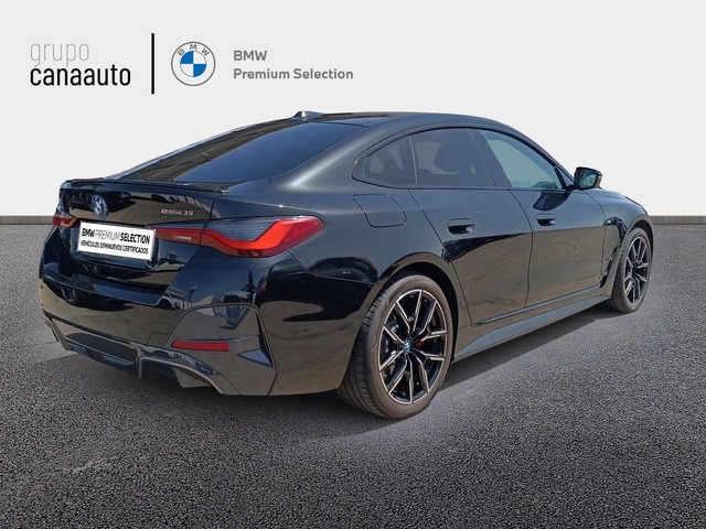 BMW i4 eDrive35 color Negro. Año 2023. 210KW(286CV). Eléctrico. En concesionario TACO de Sta. C. Tenerife