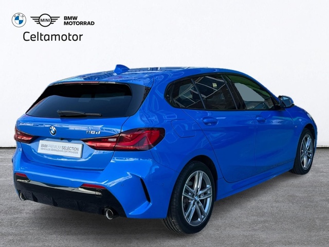 BMW Serie 1 118d color Azul. Año 2024. 110KW(150CV). Diésel. En concesionario Celtamotor Vigo de Pontevedra