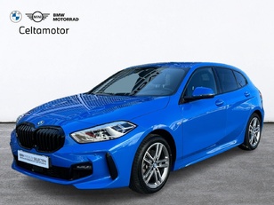 Fotos de BMW Serie 1 118d color Azul. Año 2024. 110KW(150CV). Diésel. En concesionario Celtamotor Vigo de Pontevedra