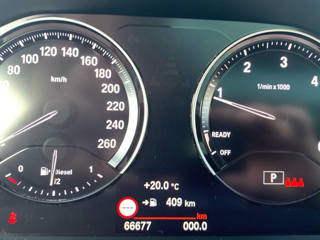 BMW X2 xDrive18d color Gris. Año 2022. 110KW(150CV). Diésel. En concesionario Celtamotor Pontevedra de Pontevedra