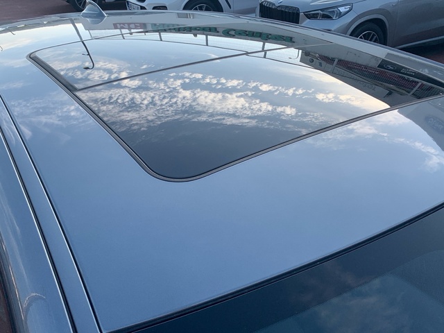 BMW X2 xDrive18d color Gris. Año 2022. 110KW(150CV). Diésel. En concesionario Celtamotor Pontevedra de Pontevedra
