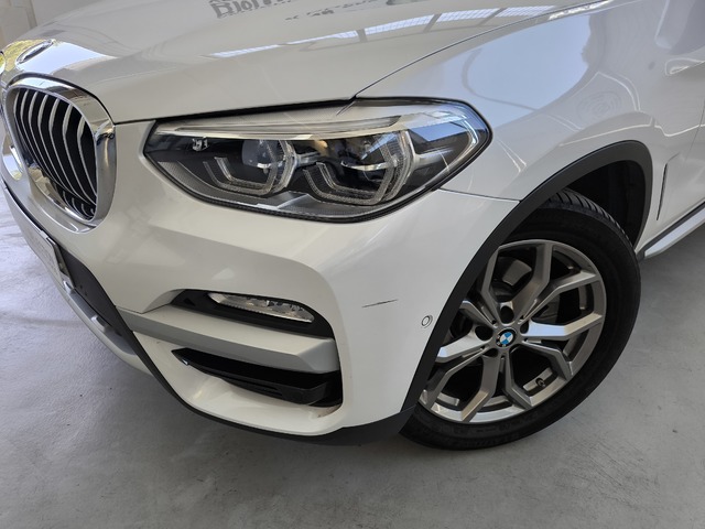 BMW X3 xDrive20d color Blanco. Año 2019. 140KW(190CV). Diésel. En concesionario Lurauto Gipuzkoa de Guipuzcoa
