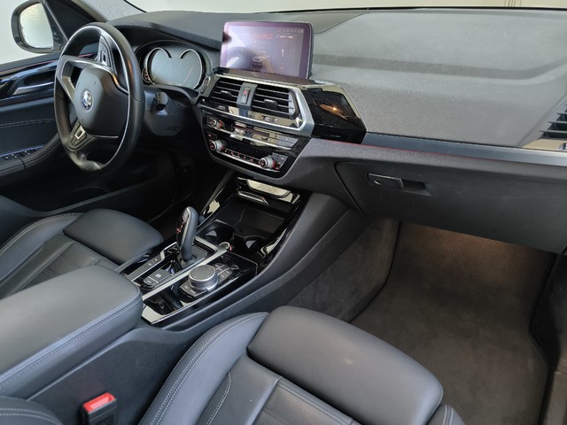 BMW X3 xDrive20d color Blanco. Año 2019. 140KW(190CV). Diésel. En concesionario Lurauto Gipuzkoa de Guipuzcoa