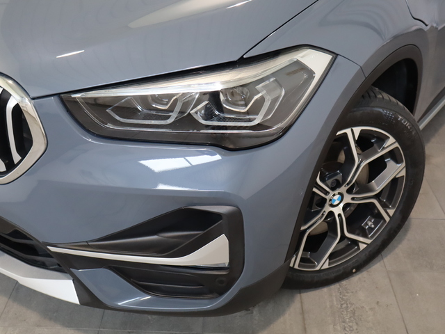 BMW X1 xDrive25e color Gris. Año 2021. 162KW(220CV). Híbrido Electro/Gasolina. En concesionario Pruna Motor, S.L de Barcelona