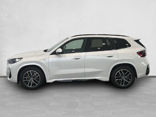 Fotos de BMW X1 xDrive20d color Blanco. Año 2024. 120KW(163CV). Diésel. En concesionario Enekuri Motor de Vizcaya