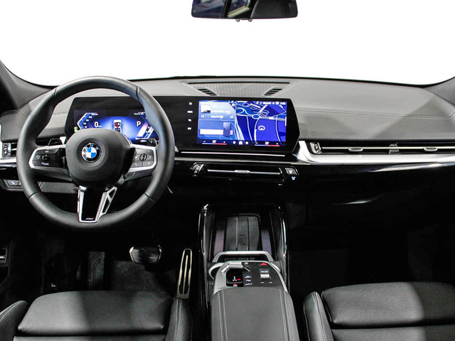 BMW X2 sDrive18d color Gris. Año 2024. 110KW(150CV). Diésel. En concesionario Barcelona Premium -- GRAN VIA de Barcelona
