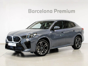 Fotos de BMW X2 sDrive18d color Gris. Año 2024. 110KW(150CV). Diésel. En concesionario Barcelona Premium -- GRAN VIA de Barcelona