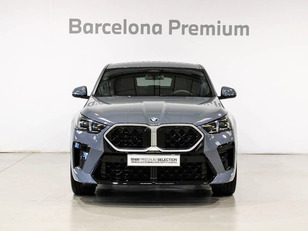 Fotos de BMW X2 sDrive18d color Gris. Año 2024. 110KW(150CV). Diésel. En concesionario Barcelona Premium -- GRAN VIA de Barcelona