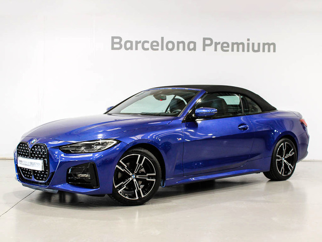 BMW Serie 4 420i Cabrio color Azul. Año 2024. 135KW(184CV). Gasolina. En concesionario Barcelona Premium -- GRAN VIA de Barcelona