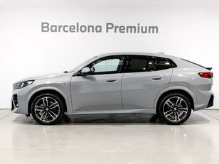 Fotos de BMW X2 sDrive18d color Gris. Año 2024. 110KW(150CV). Diésel. En concesionario Barcelona Premium -- GRAN VIA de Barcelona