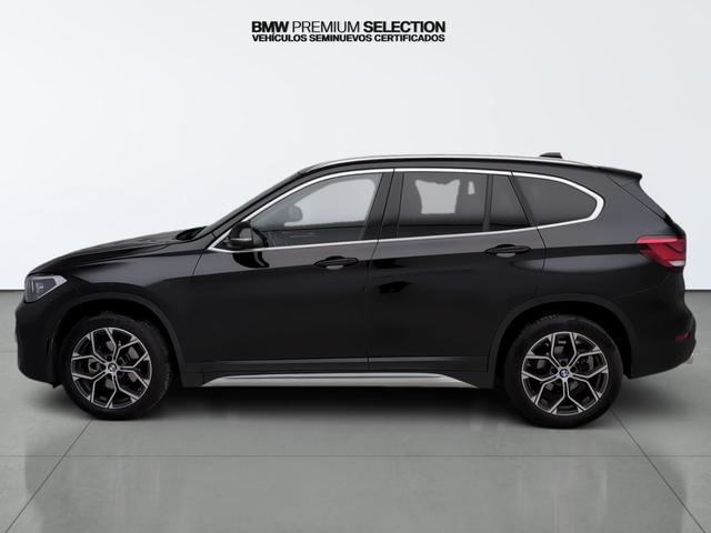 BMW X1 sDrive18d color Negro. Año 2022. 110KW(150CV). Diésel. En concesionario Automotor Premium Velázquez - Málaga de Málaga