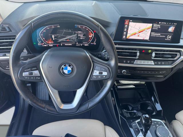 BMW X3 xDrive20d color Azul. Año 2022. 140KW(190CV). Diésel. En concesionario Automotor Premium Marbella - Málaga de Málaga