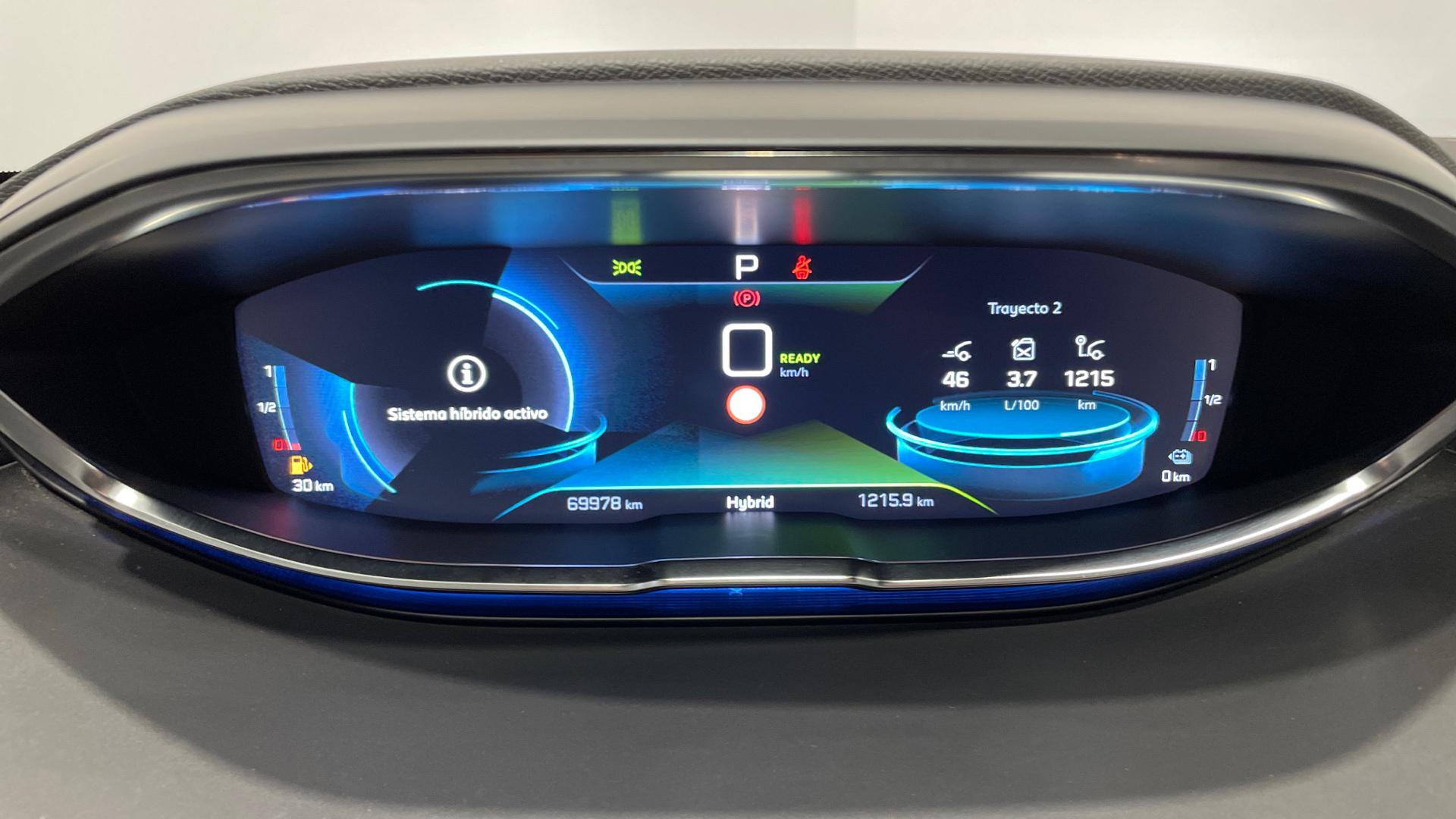 Peugeot 3008 Hybrid 300 - 10
