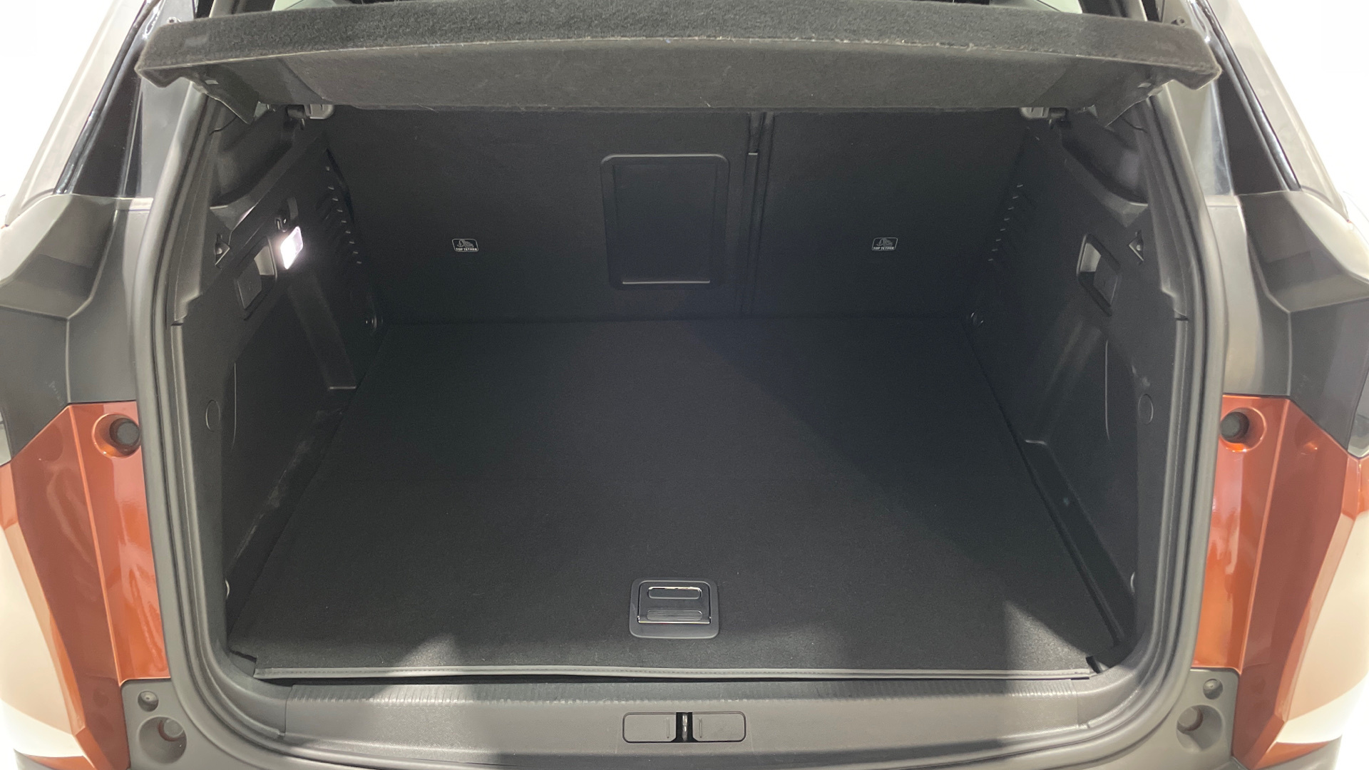 Peugeot 3008 Hybrid 300 - 11