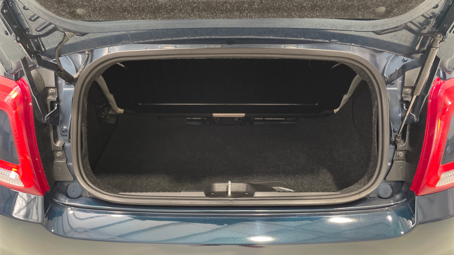 Fiat 500C 1.0 Hybrid - 11
