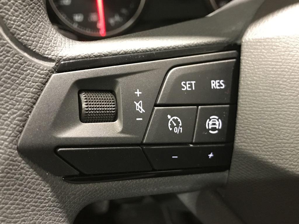 SEAT Arona 1.0 TSI - 9