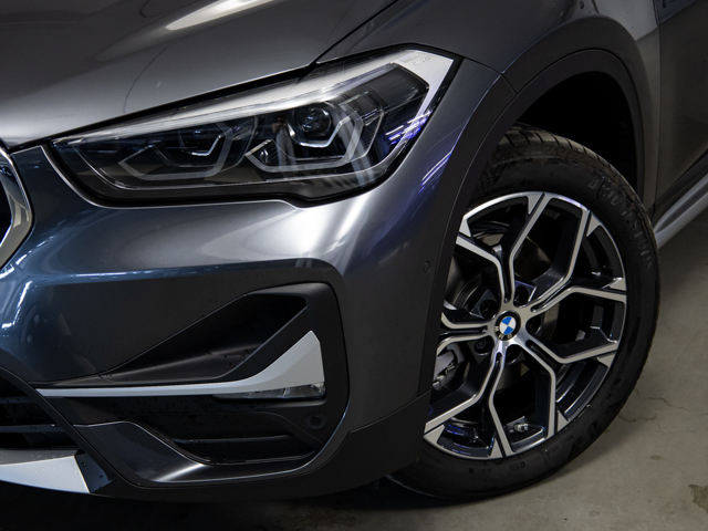 BMW X1 sDrive18d color Gris. Año 2021. 110KW(150CV). Diésel. En concesionario BMW Fuenteolid Valladolid de Valladolid