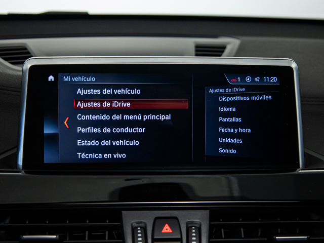 BMW X1 sDrive18d color Gris. Año 2021. 110KW(150CV). Diésel. En concesionario BMW Fuenteolid Valladolid de Valladolid