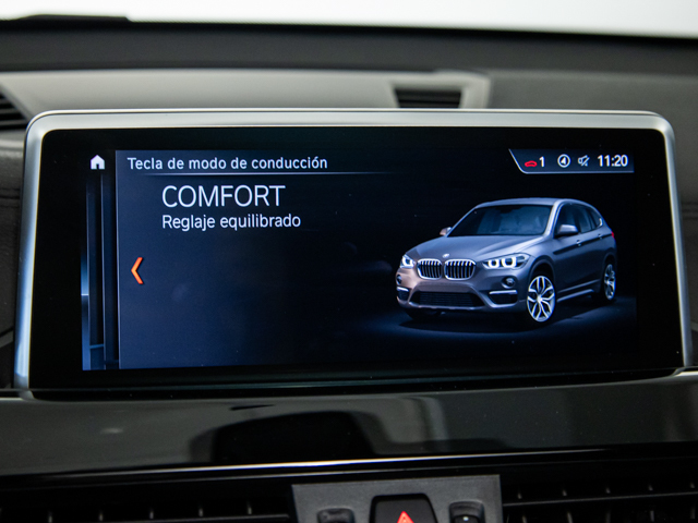 BMW X1 sDrive18d color Gris. Año 2021. 110KW(150CV). Diésel. En concesionario BMW Fuenteolid Valladolid de Valladolid