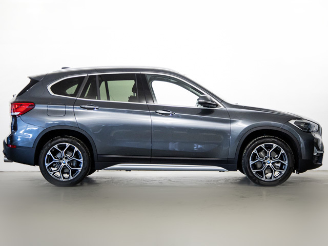 BMW X1 sDrive18d color Gris. Año 2021. 110KW(150CV). Diésel. En concesionario BMW Fuenteolid Valladolid de Valladolid