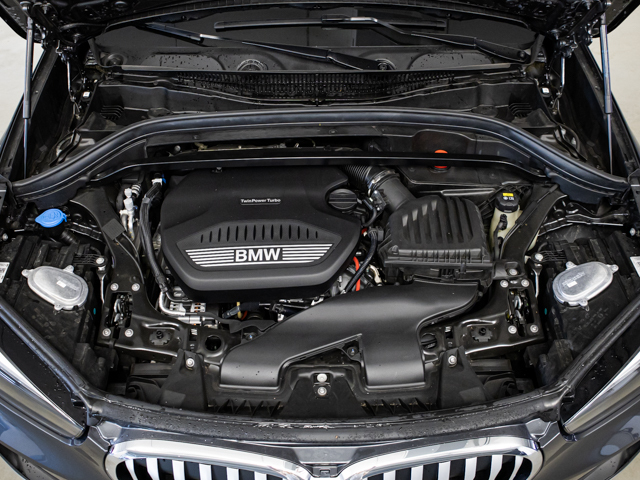 BMW X1 sDrive18d color Gris. Año 2021. 110KW(150CV). Diésel. En concesionario BMW Fuenteolid Valladolid de Valladolid