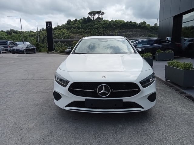 Mercedes-Benz Clase A 180 100 kW (136 CV)