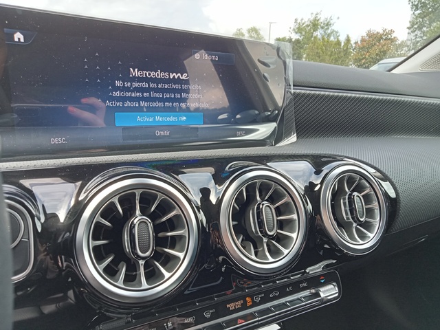 Mercedes-Benz Clase A 180 100 kW (136 CV)