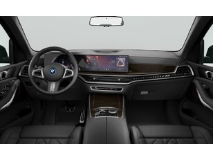 Fotos de BMW i5 eDrive40 color Verde. Año 2025. 250KW(340CV). Elétrico. En concesionario A MatosCar Évora - Comércio Automóvel, S.A. de Évora