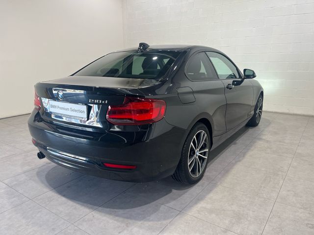 BMW Serie 2 218d Coupe color Negro. Año 2021. 110KW(150CV). Diésel. En concesionario Motor Munich - Terrassa - VO de Barcelona