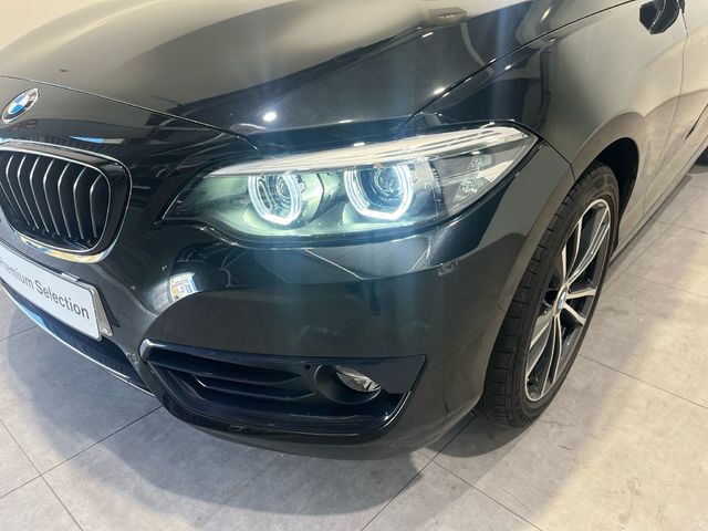 BMW Serie 2 218d Coupe color Negro. Año 2021. 110KW(150CV). Diésel. En concesionario Motor Munich - Terrassa - VO de Barcelona