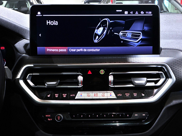 BMW iX3 M Sport color Blanco. Año 2023. 210KW(286CV). Eléctrico. En concesionario BMW Marcos Automoción de Valencia