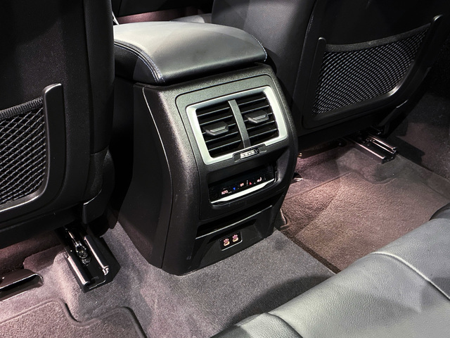 BMW iX3 M Sport color Blanco. Año 2023. 210KW(286CV). Eléctrico. En concesionario BMW Marcos Automoción de Valencia