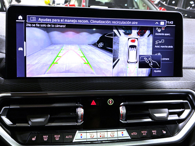 BMW iX3 M Sport color Blanco. Año 2023. 210KW(286CV). Eléctrico. En concesionario BMW Marcos Automoción de Valencia