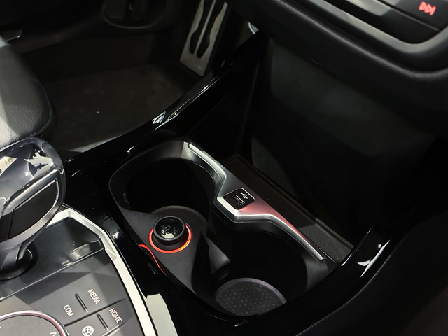 BMW Serie 1 118d color Azul. Año 2021. 110KW(150CV). Diésel. En concesionario BMW Marcos Automoción de Valencia