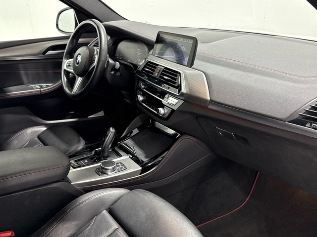 BMW X4 xDrive20d color Blanco. Año 2020. 140KW(190CV). Diésel. En concesionario Auto Premier, S.A. - MADRID de Madrid