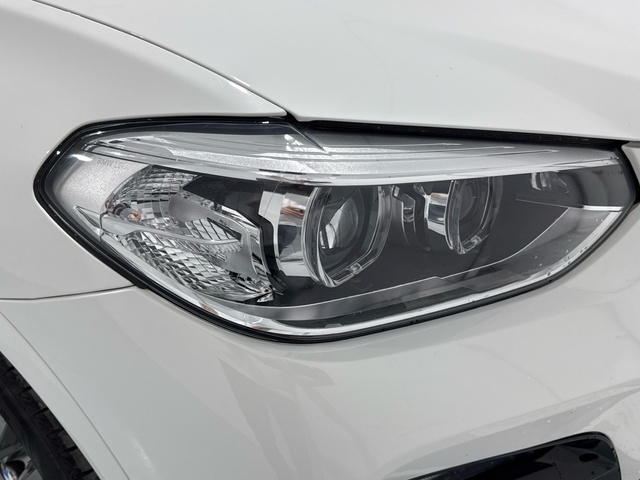 BMW X4 xDrive20d color Blanco. Año 2020. 140KW(190CV). Diésel. En concesionario Auto Premier, S.A. - MADRID de Madrid