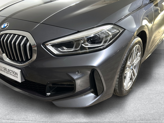 BMW Serie 1 118i color Gris. Año 2021. 103KW(140CV). Gasolina. En concesionario San Pablo Motor | Su Eminencia de Sevilla