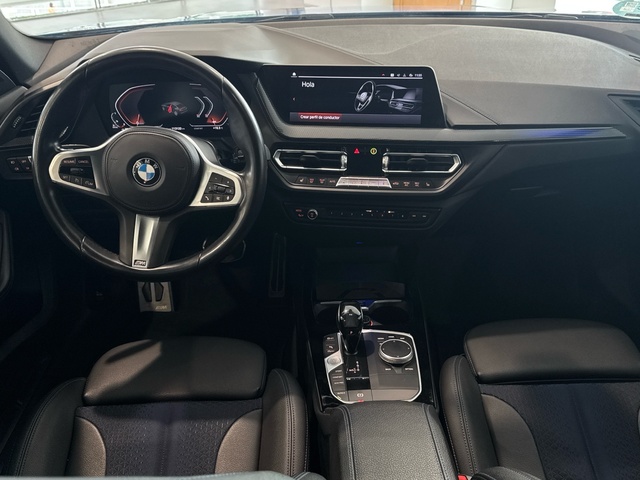 BMW Serie 2 218d Gran Coupe color Azul. Año 2022. 110KW(150CV). Diésel. En concesionario Motor Gorbea de Álava