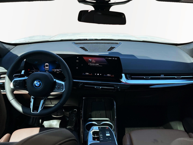 BMW iX1 eDrive20 color Blanco. Año 2025. 150KW(204CV). Eléctrico. En concesionario Murcia Premium S.L. AV DEL ROCIO de Murcia