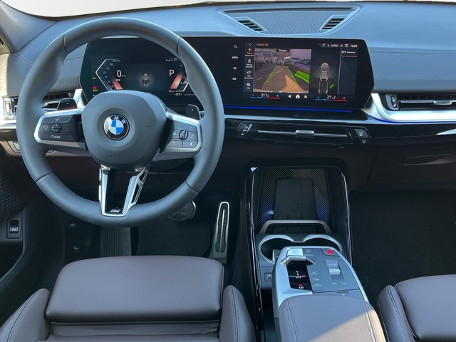 BMW X2 sDrive20i color Gris. Año 2025. 125KW(170CV). Gasolina. En concesionario CARTAGENA PREMIUM S.L. de Murcia