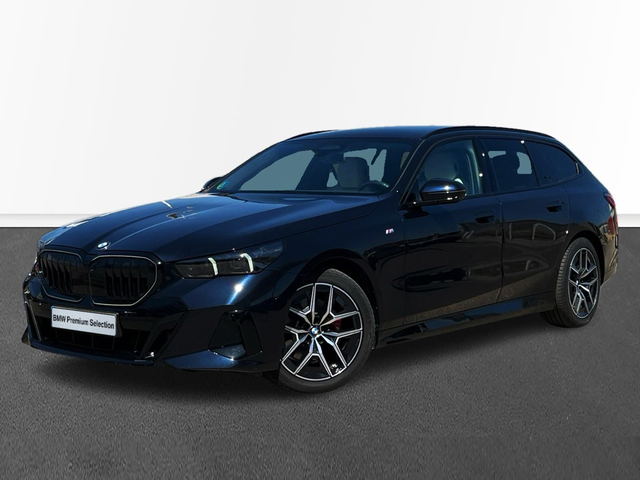 BMW Serie 5 520d Touring color Negro. Año 2024. 145KW(197CV). Diésel. En concesionario CARTAGENA PREMIUM S.L. de Murcia