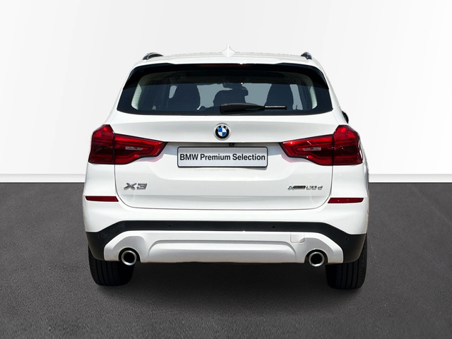 BMW X3 xDrive20d color Blanco. Año 2020. 140KW(190CV). Diésel. En concesionario CARTAGENA PREMIUM S.L. de Murcia