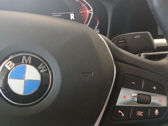 BMW Serie 3 320d color Negro. Año 2021. 140KW(190CV). Diésel. En concesionario Enekuri Motor de Vizcaya
