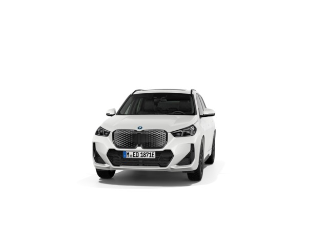 BMW iX1 eDrive20 color Blanco. Año 2024. 150KW(204CV). Eléctrico. En concesionario Oliva Motor Tarragona de Tarragona