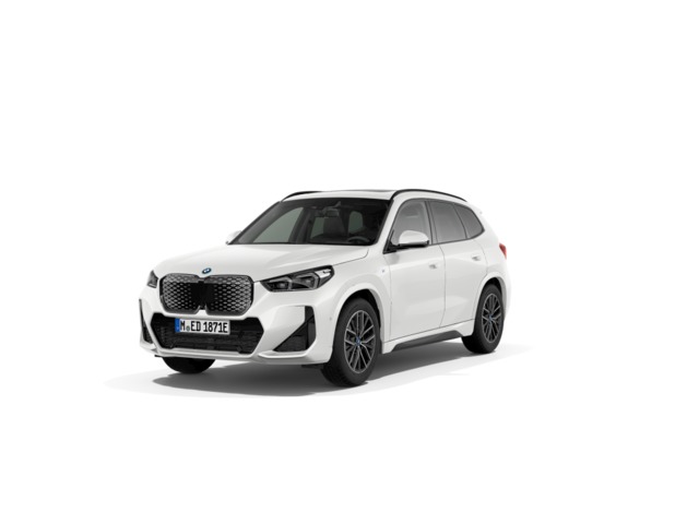 BMW iX1 eDrive20 color Blanco. Año 2024. 150KW(204CV). Eléctrico. En concesionario Oliva Motor Tarragona de Tarragona