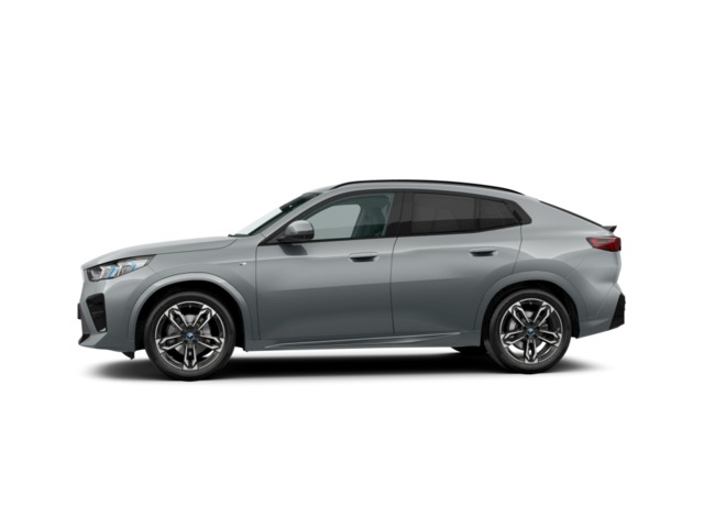 BMW iX2 eDrive20 color Gris. Año 2024. 150KW(204CV). Eléctrico. En concesionario Oliva Motor Tarragona de Tarragona