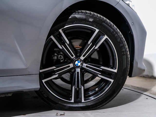 BMW Serie 3 318d color Gris. Año 2024. 110KW(150CV). Diésel. En concesionario Oliva Motor Tarragona de Tarragona