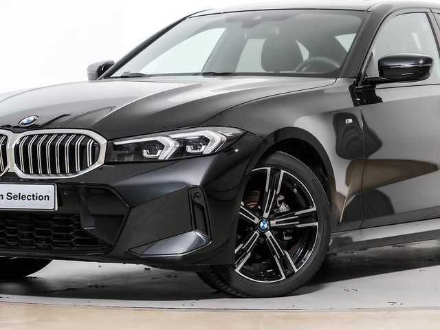 BMW Serie 3 318d color Negro. Año 2024. 110KW(150CV). Diésel. En concesionario Oliva Motor Tarragona de Tarragona